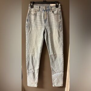 American Eagle Outfitters Light Blue Denim Jeans